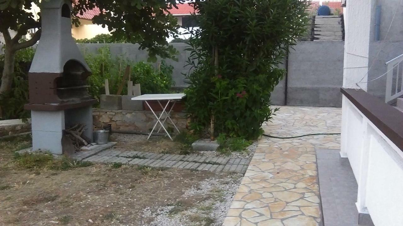 Apartmani Dokoza Vir Luaran gambar