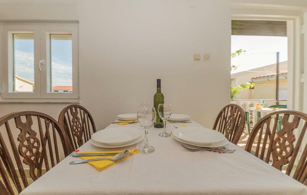 Apartmani Dokoza Vir Luaran gambar